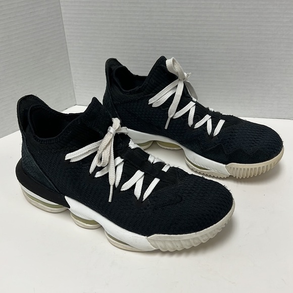 Nike LeBron 16 Low “Black Python” Men’s C1668-004 Size 10 - Picture 3 of 7